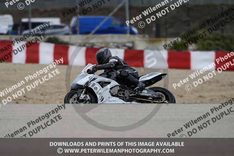 cadwell no limits trackday;cadwell park;cadwell park photographs;cadwell trackday photographs;enduro digital images;event digital images;eventdigitalimages;navarra;no limits trackdays;peter wileman photography;racing digital images;trackday digital images;trackday photos